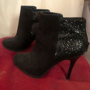 Heeled booties